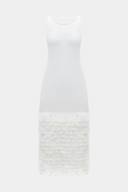 Біла трикотажна сукня міді
