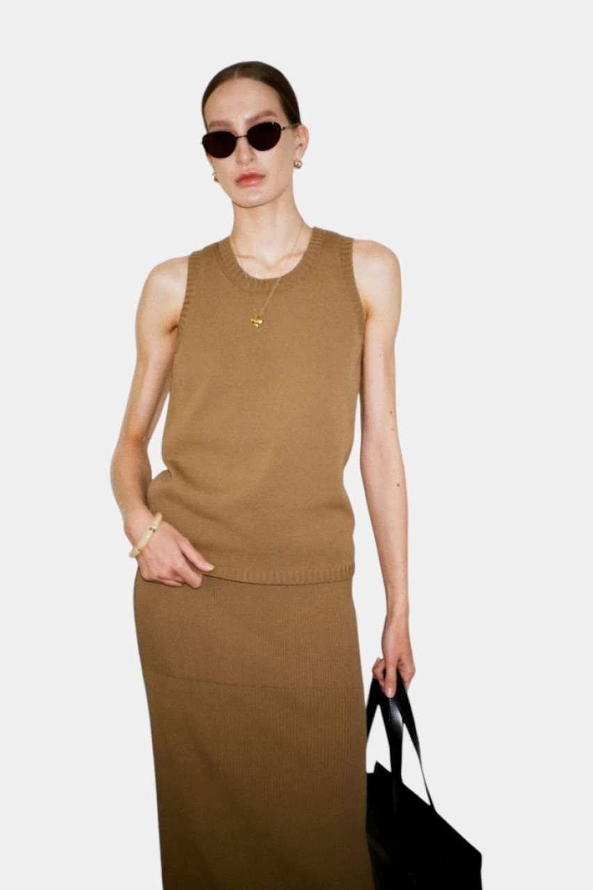 Бежева бавовняна майка з відкритою спиною TSS250010 KATERINA KVIT