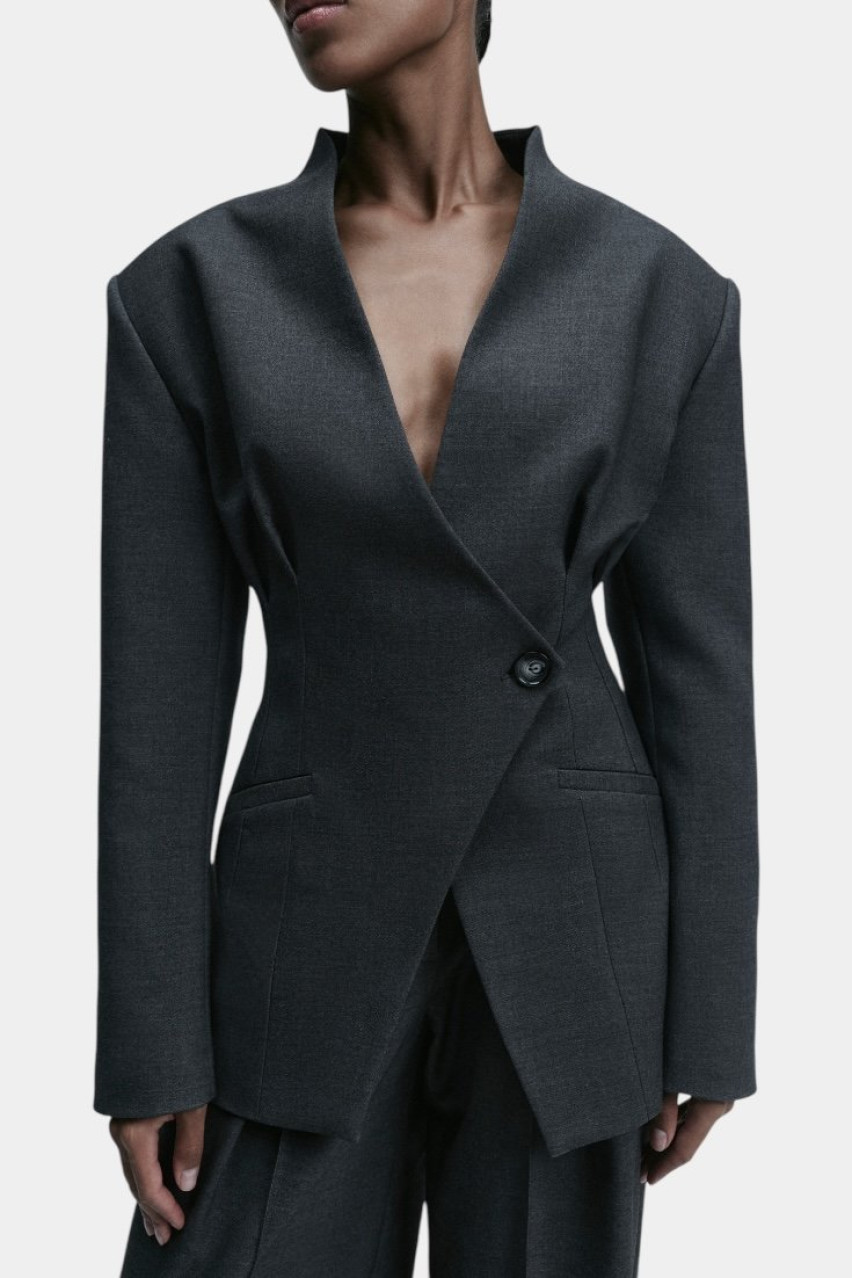 Сірий асиметричний жакет 134 LILI MAGER