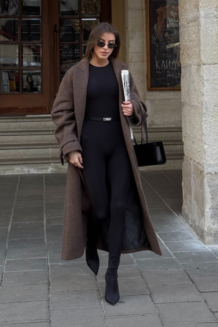 Шоколадное двубортное пальто LUKAVA