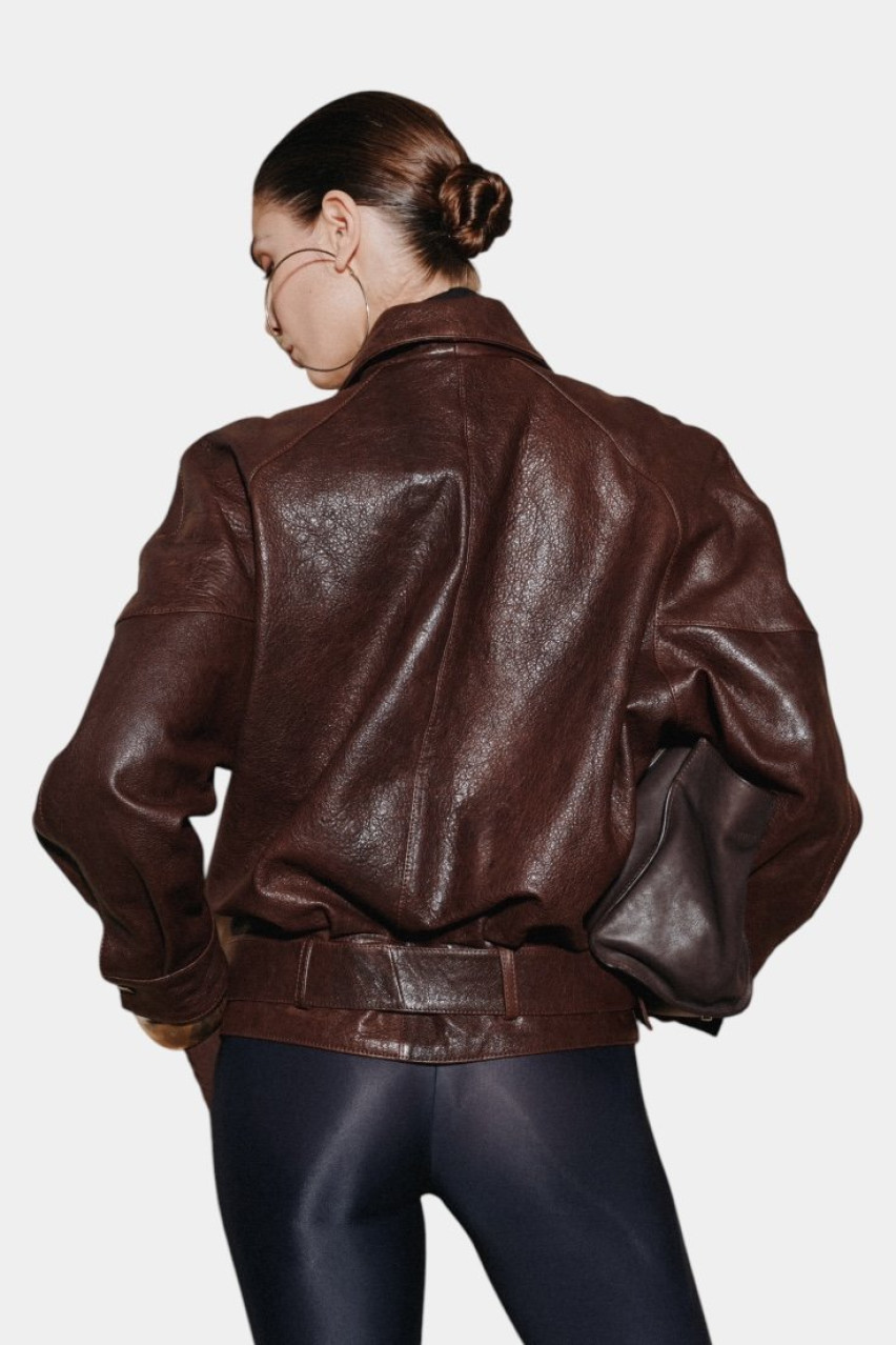 Коричневая кожаная куртка LUKAVA