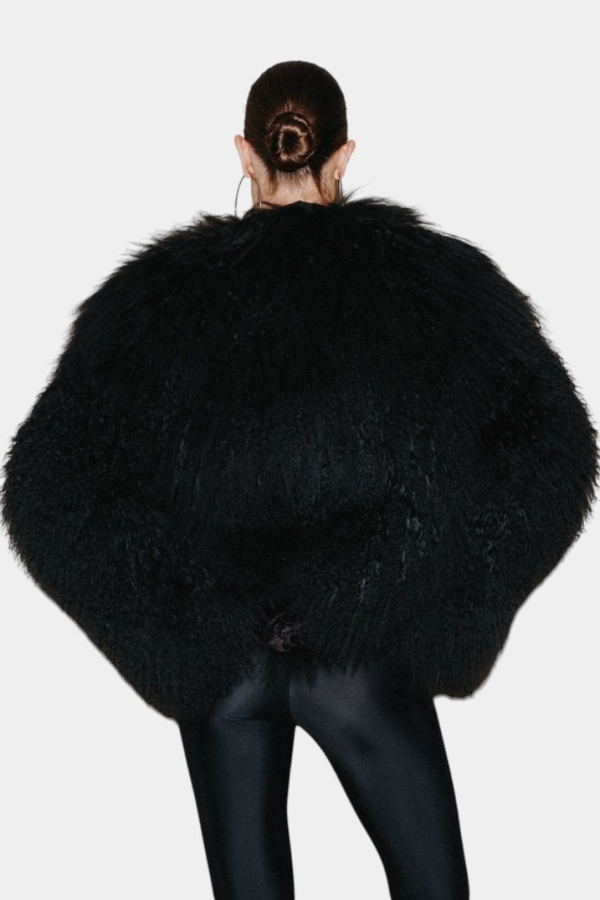 Черные леггинсы с разрезами на пальцах LUKAVA