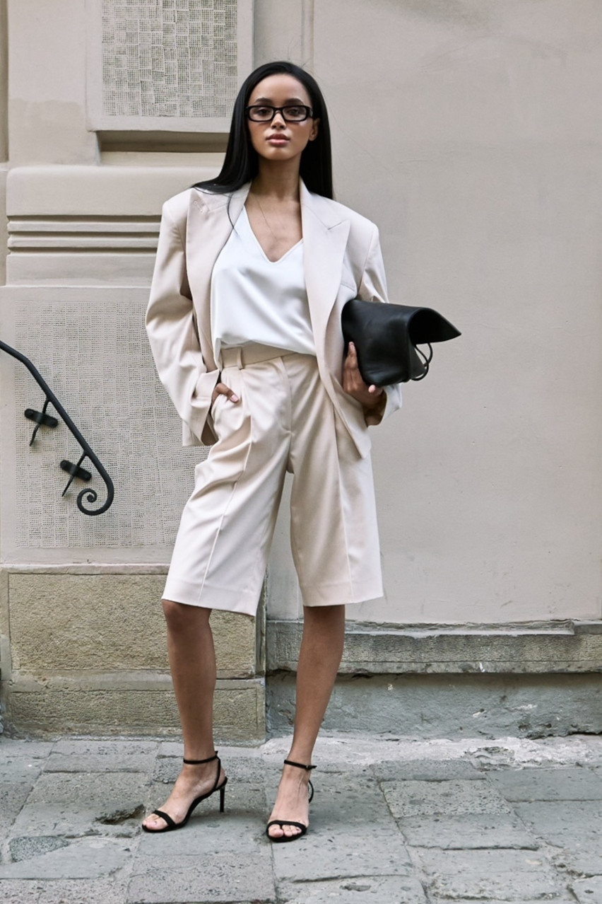 Бежевый костюмный жакет Void с поясом LUKAVA