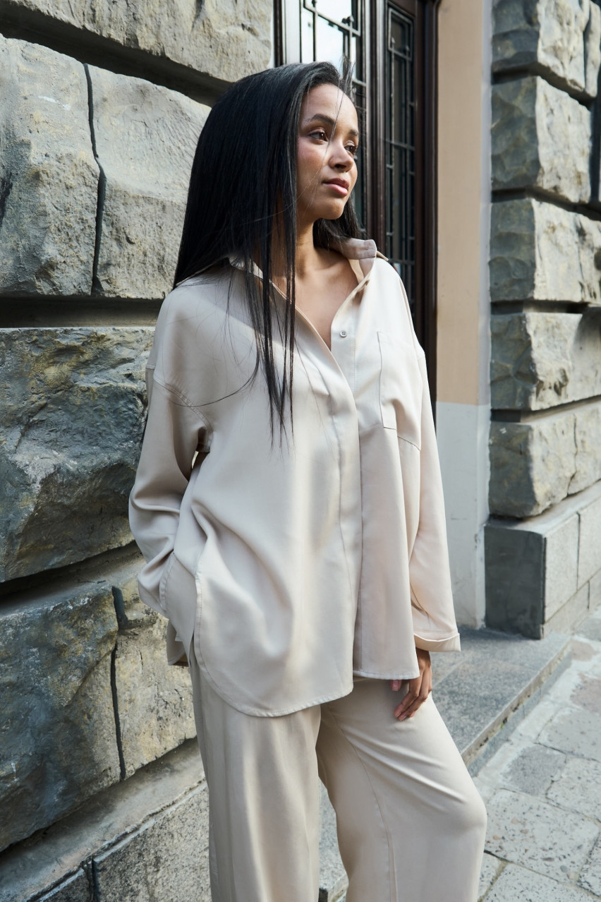 Бежевая оверсайз рубашка Fluid LUKAVA