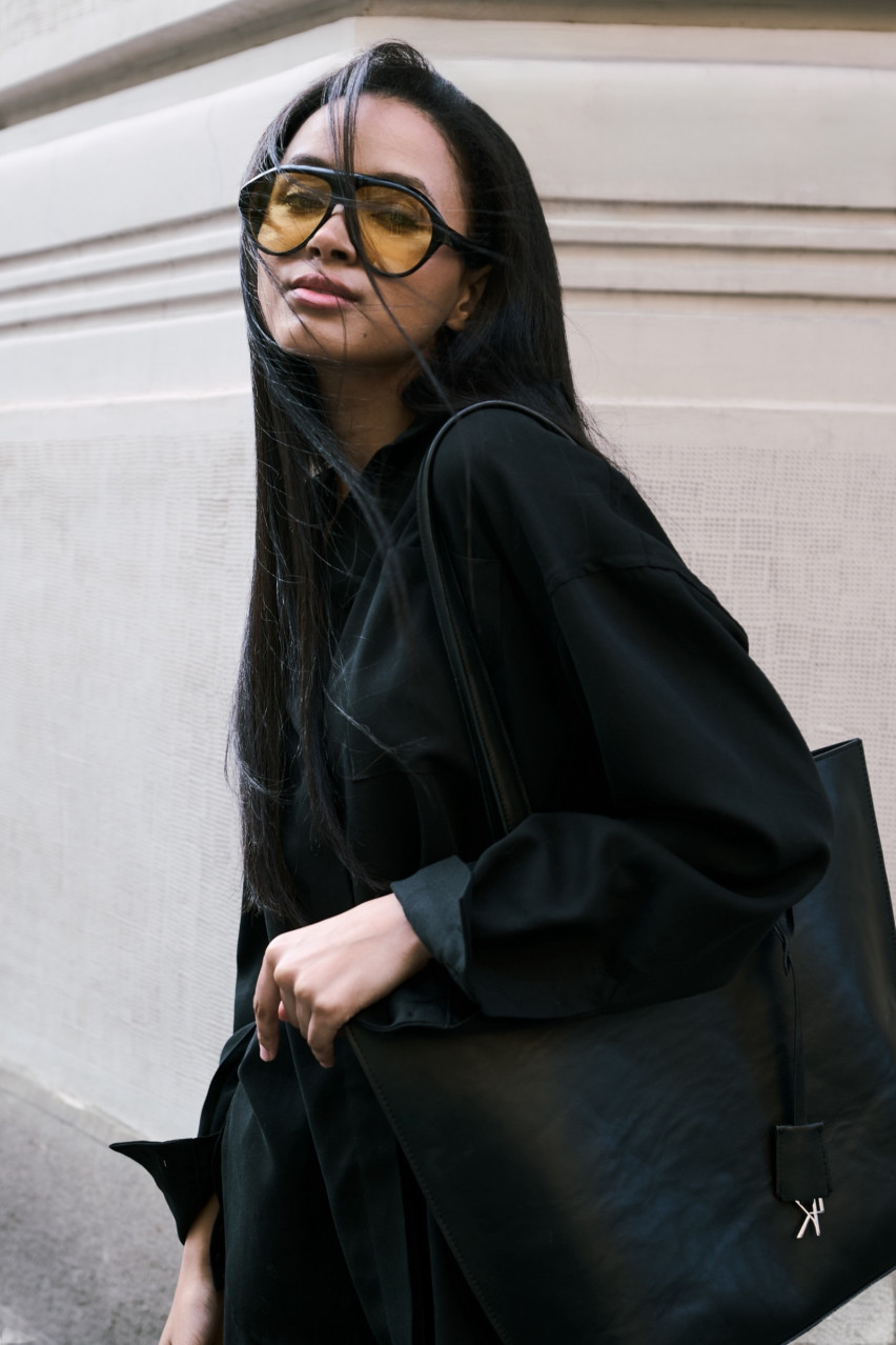 Черная оверсайз рубашка Fluid LUKAVA