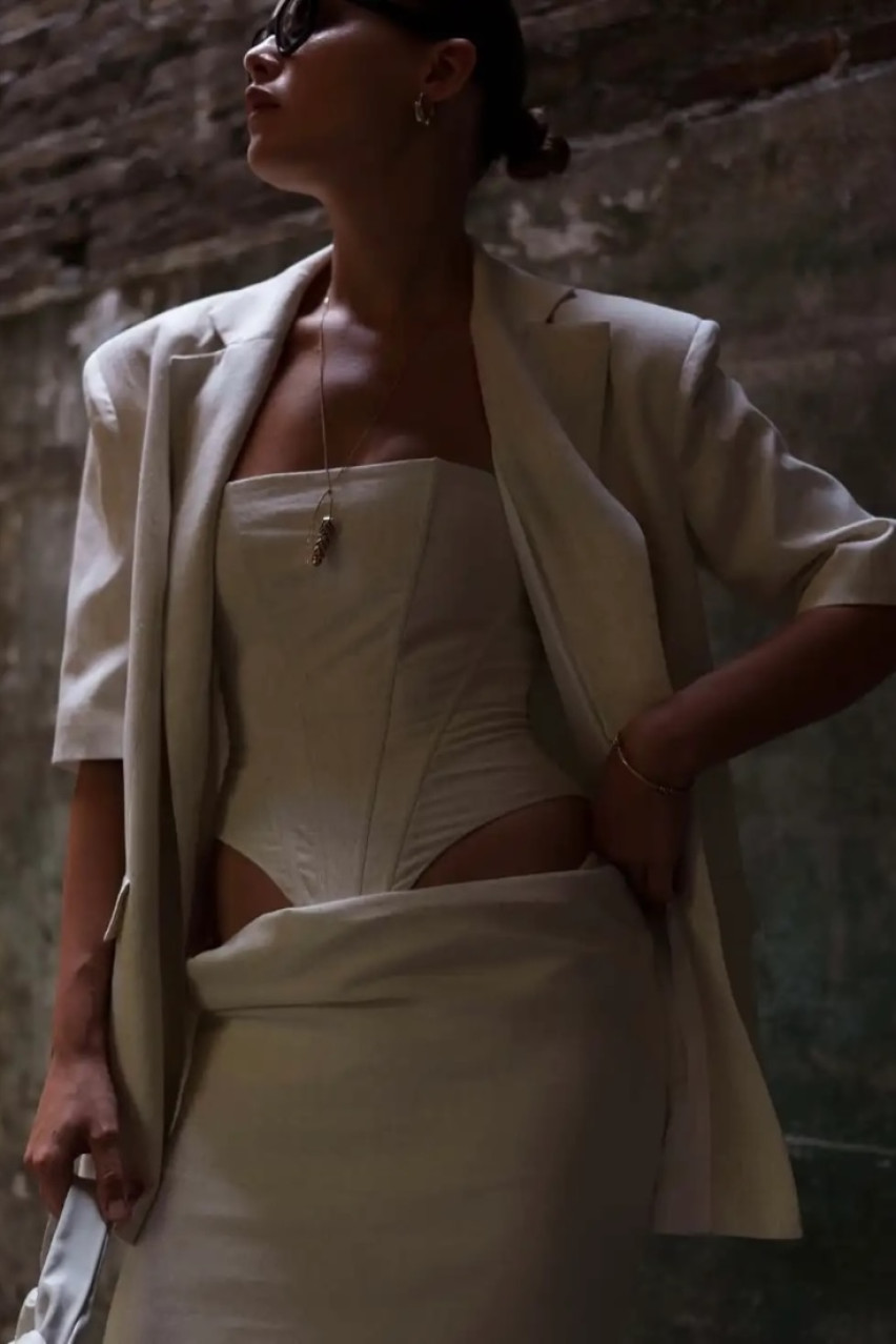 Бежевий лляний корсет LIBERTY