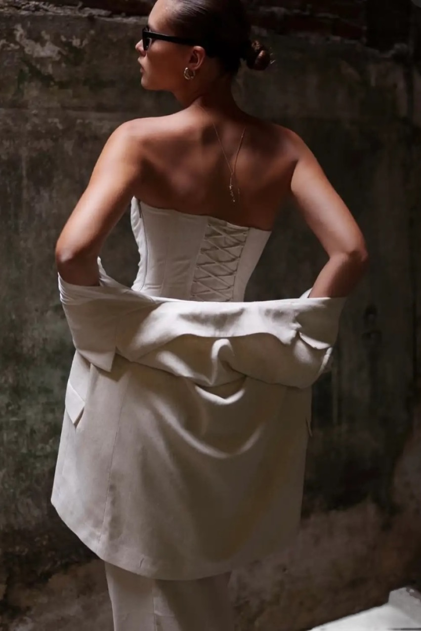 Бежевий лляний корсет LIBERTY