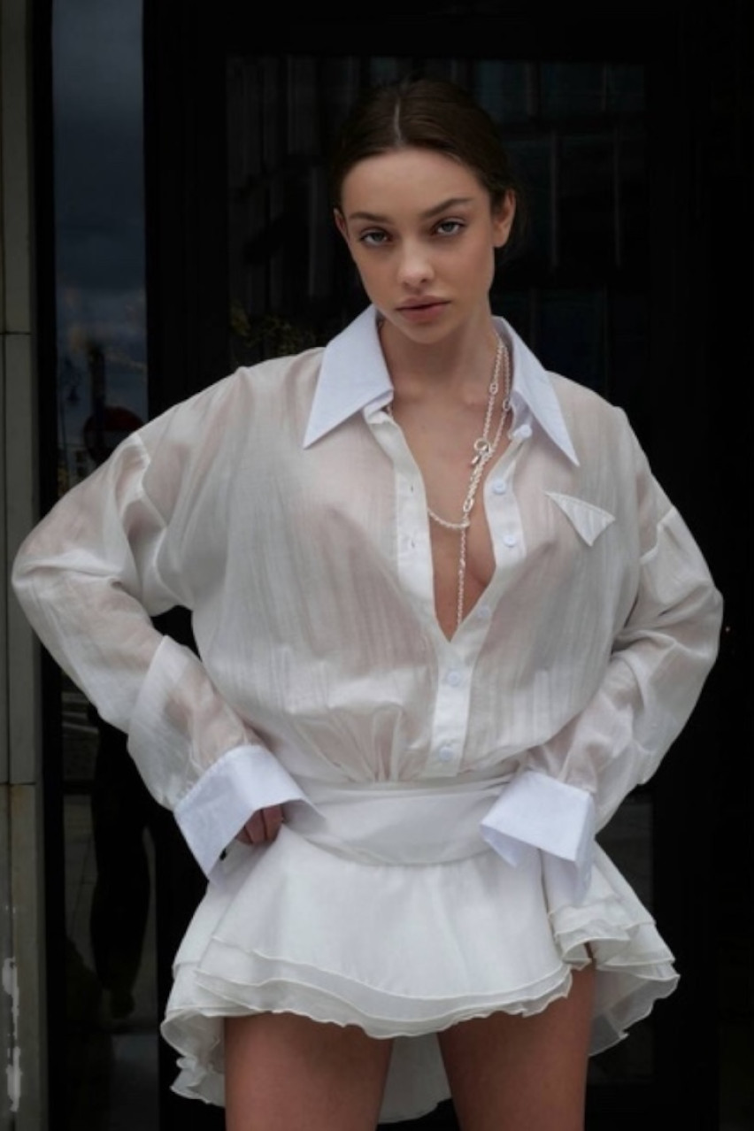 Молочное полупрозрачное платье-рубашка LIBERTY