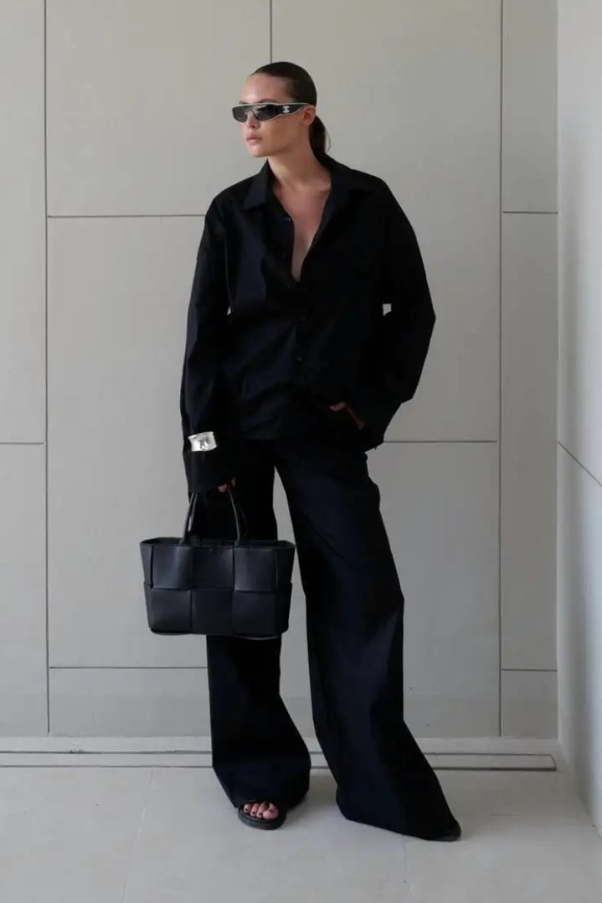 Чорний костюм-трійка з сорочкою LIBERTY