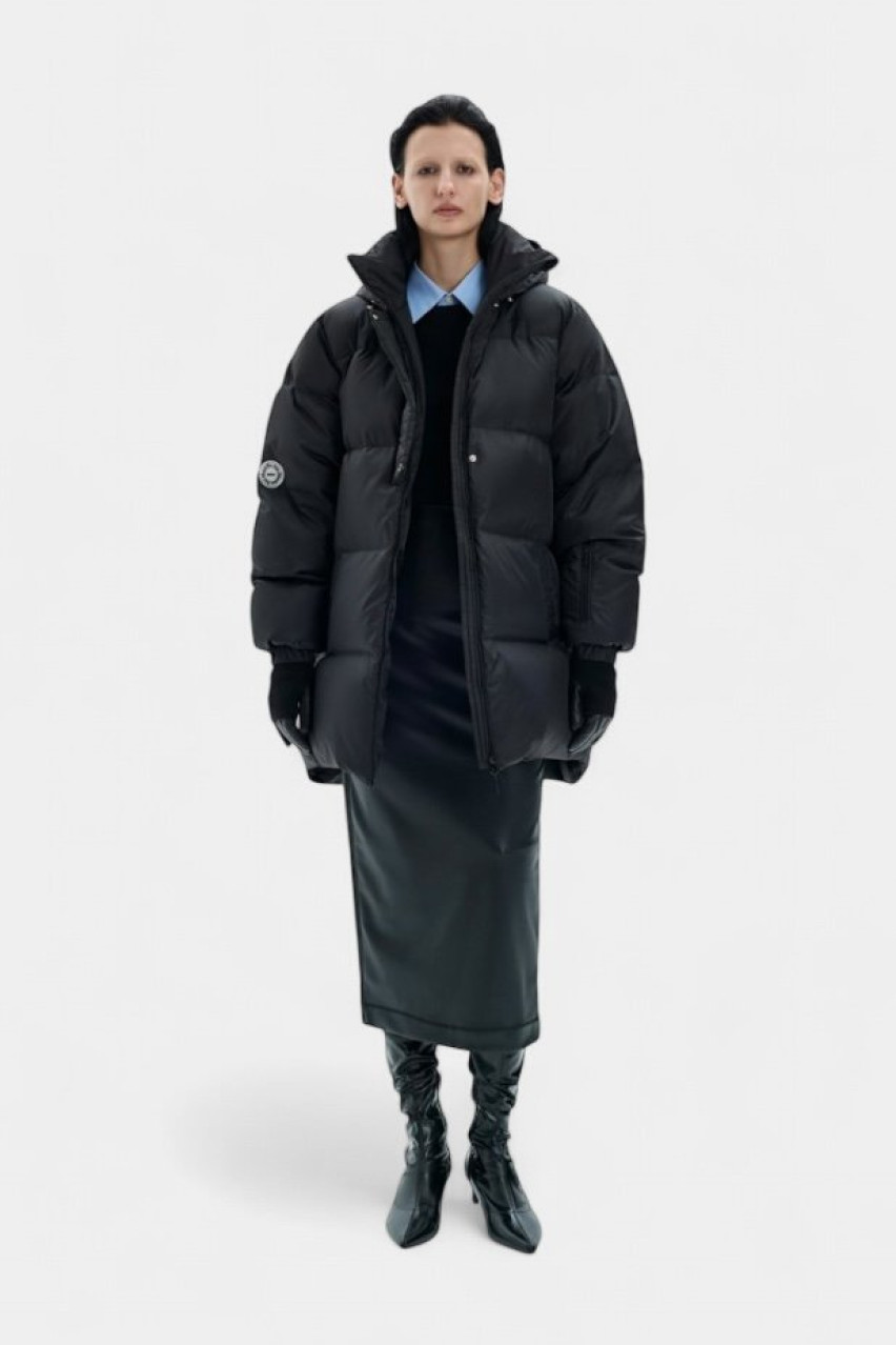 Чорний пуховик Tiffany AW-21-18bl MARCHI