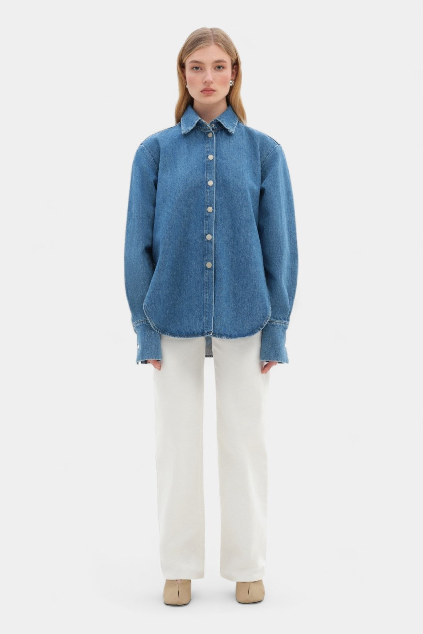 Синя джинсова сорочка