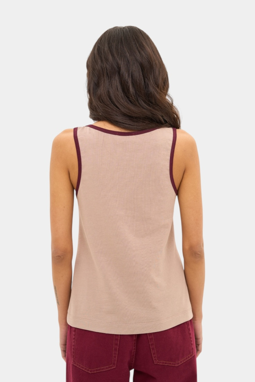 Бежевая майка с бордовым кантом sp25-tshirt3 MATCH DENIM