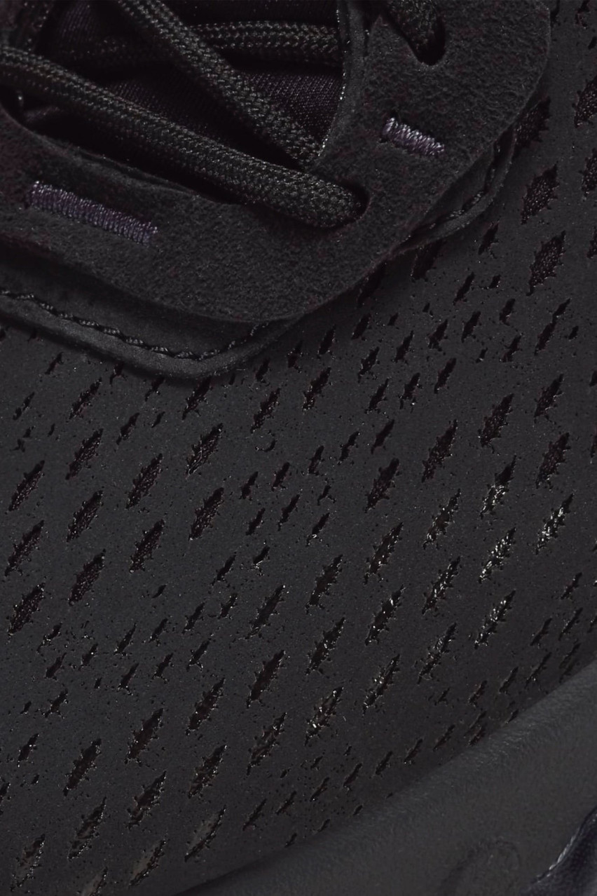 Чёрные кроссовки NIKE