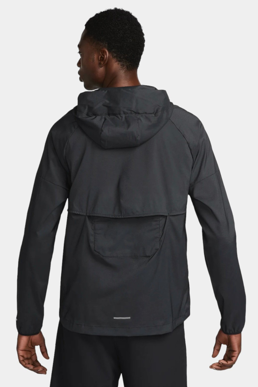 Чорна вітрівка NIKE 