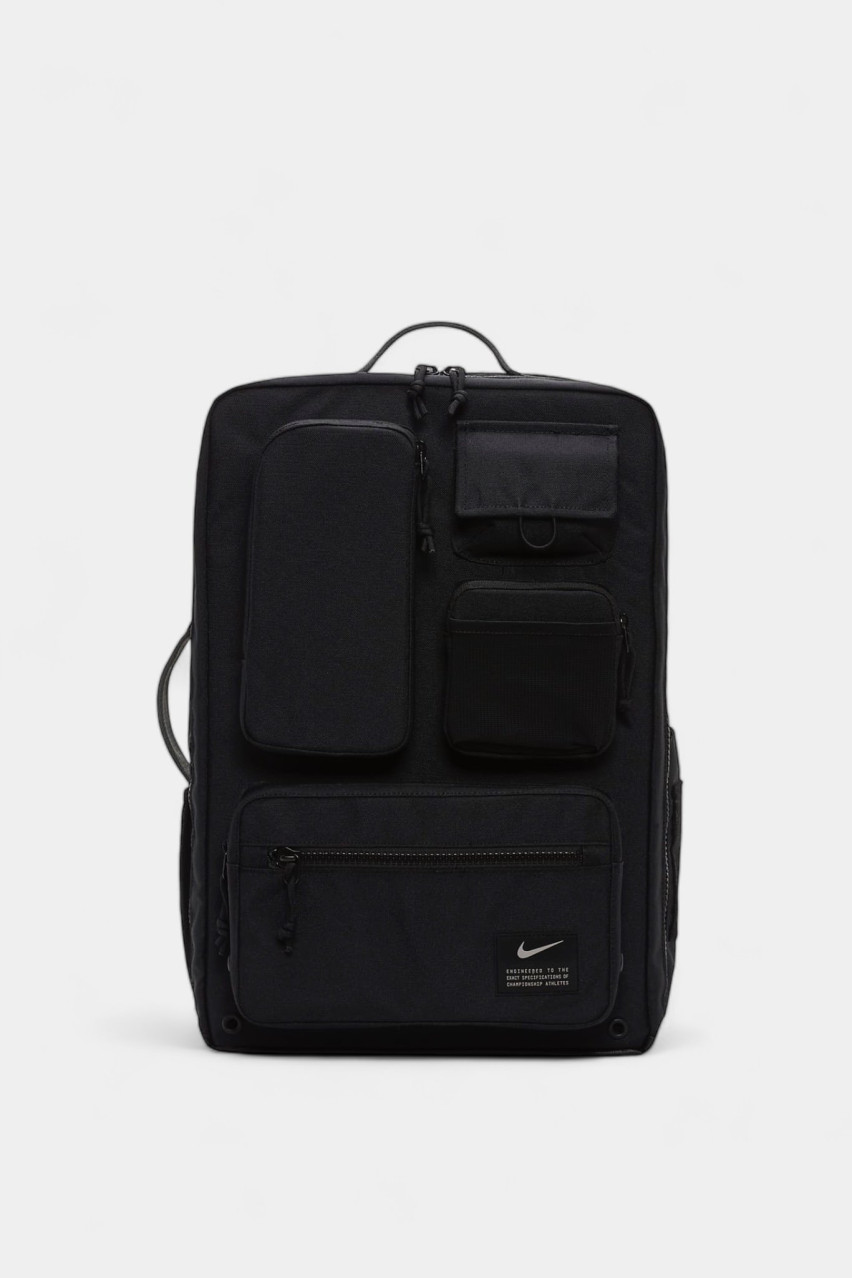 Чёрный рюкзак NIKE