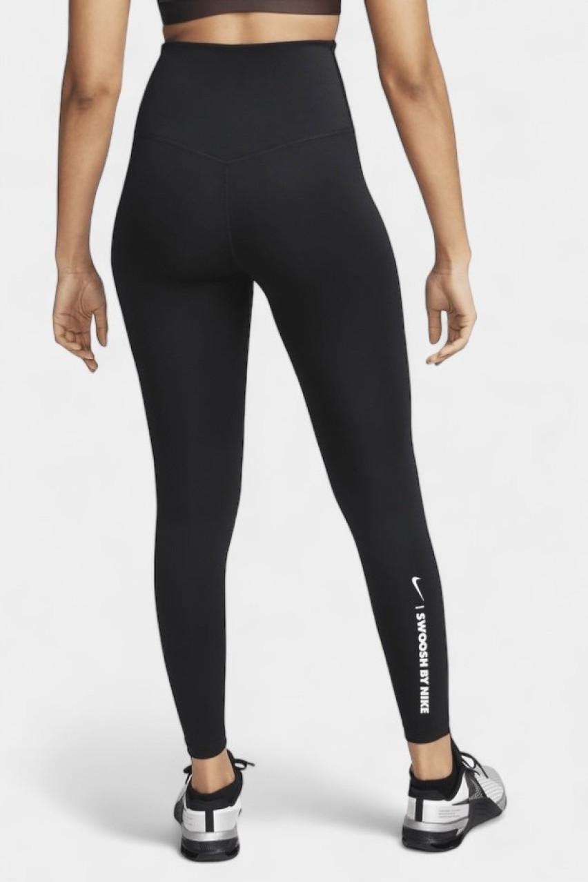 Чёрные леггинсы