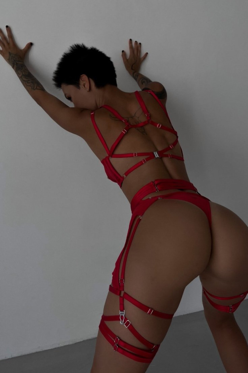 Красные стринги Provocation Ferrari Naked Extravaganza