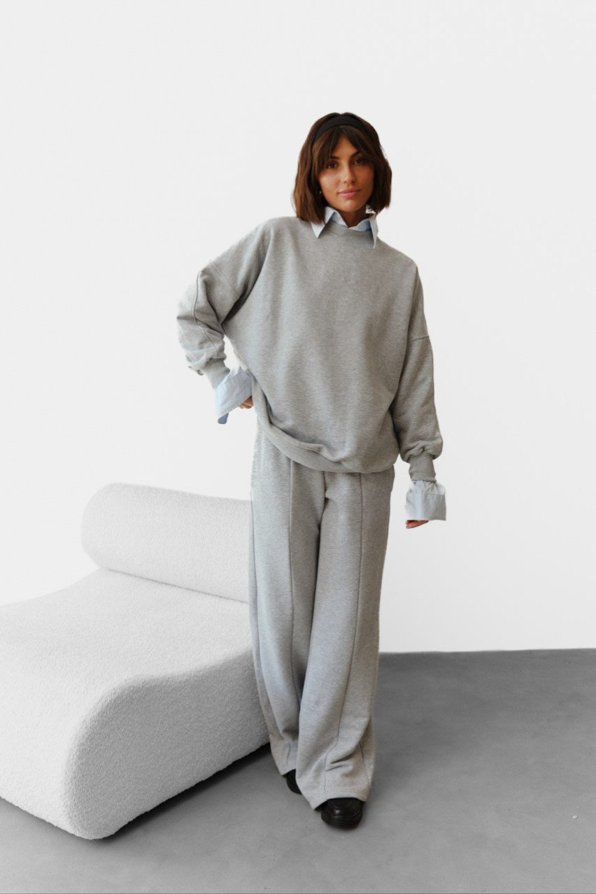 Серый свитшот Good Things Long NINETEEN