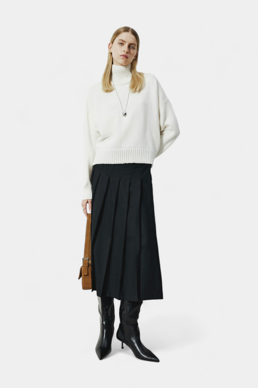 Молочный свитер Freya O.TAJE