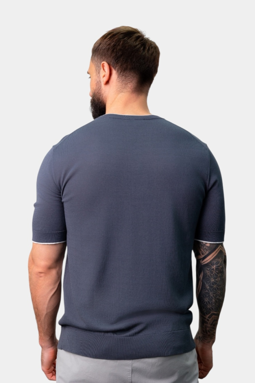 Темно-сіра вʼязана футболка з білим кантом R59003F14-H9173-H60 Peserico