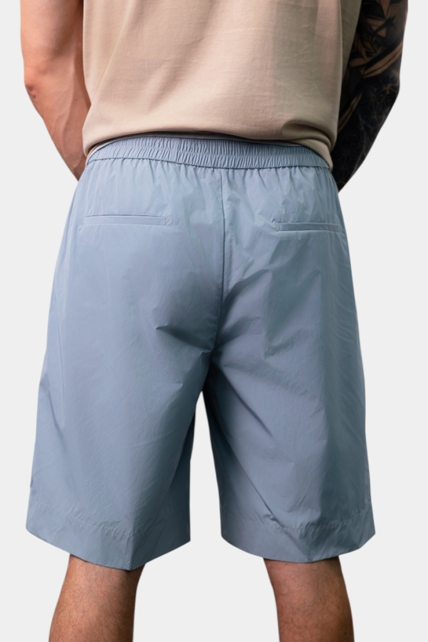 Голубые шорты-бермуды из технической ткани Solotex R54167N-00021-087 Peserico