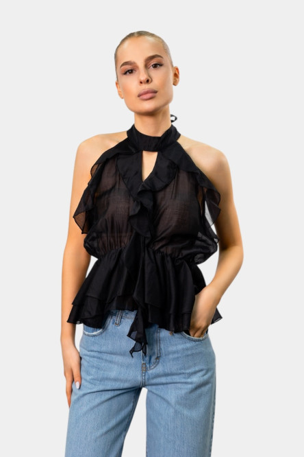 Черный топ в стиле бохо