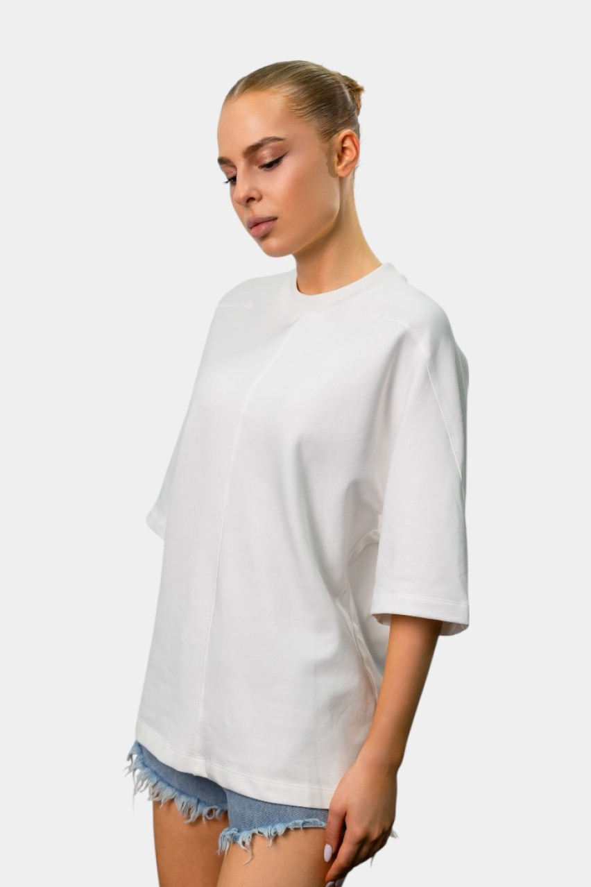 Белая оверсайз футболка с декоративным швом LC240539 LUMINA