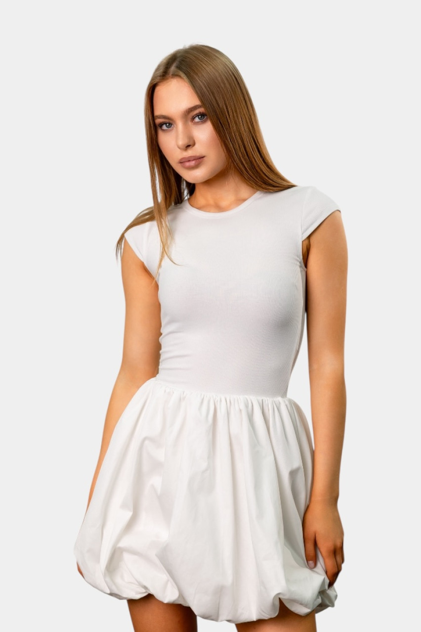 Белое платье с объемным низом 15213 Manosque