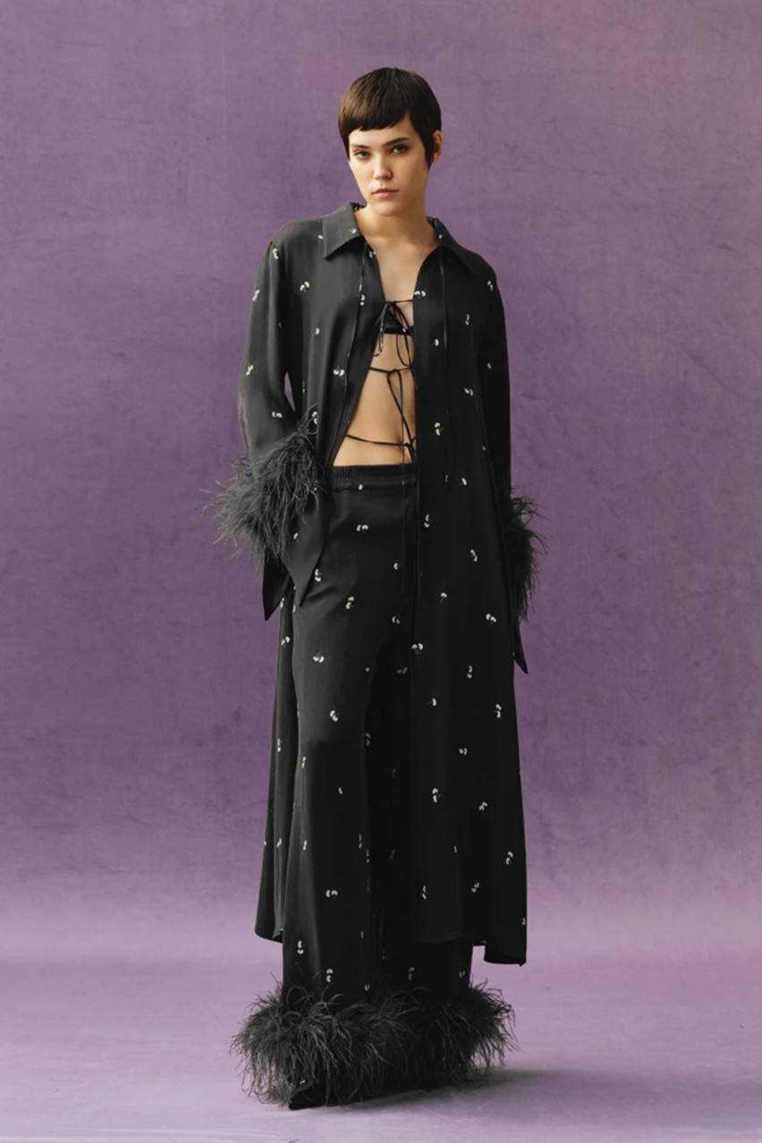 Черные брюки с перьями FW1572 SAYYA