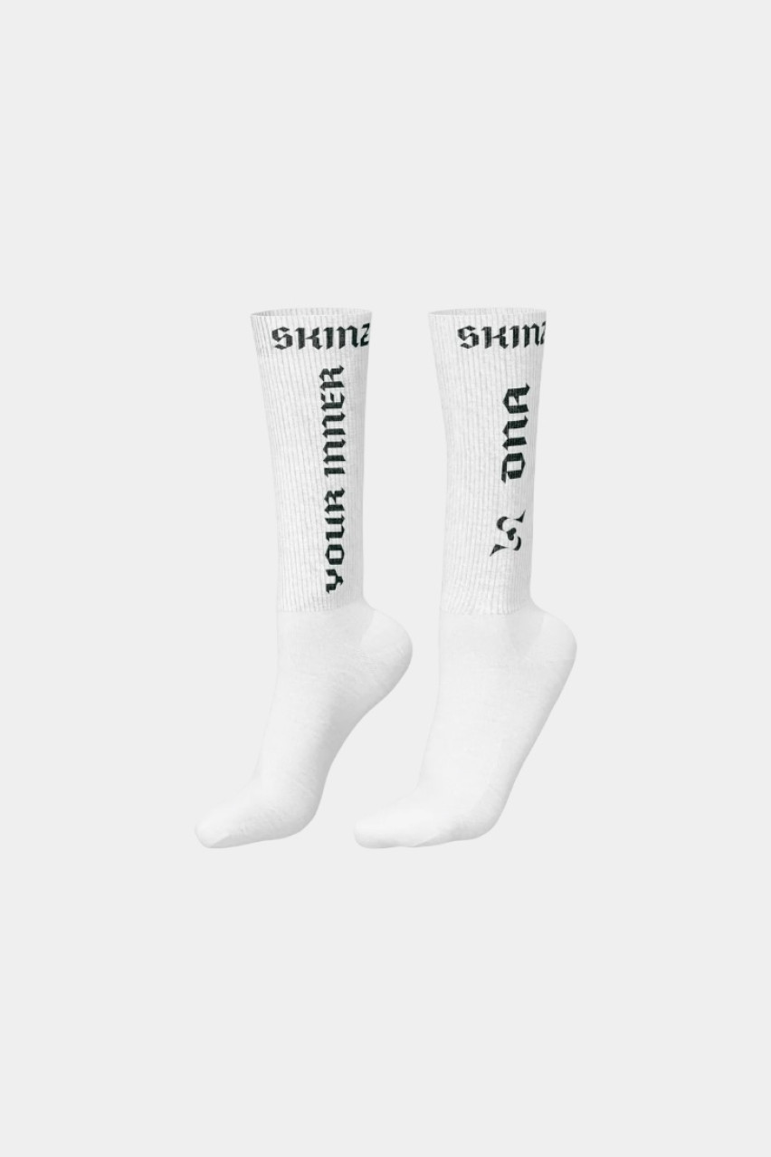 Білі шкарпетки Stacks з чорними надписами SKINZ