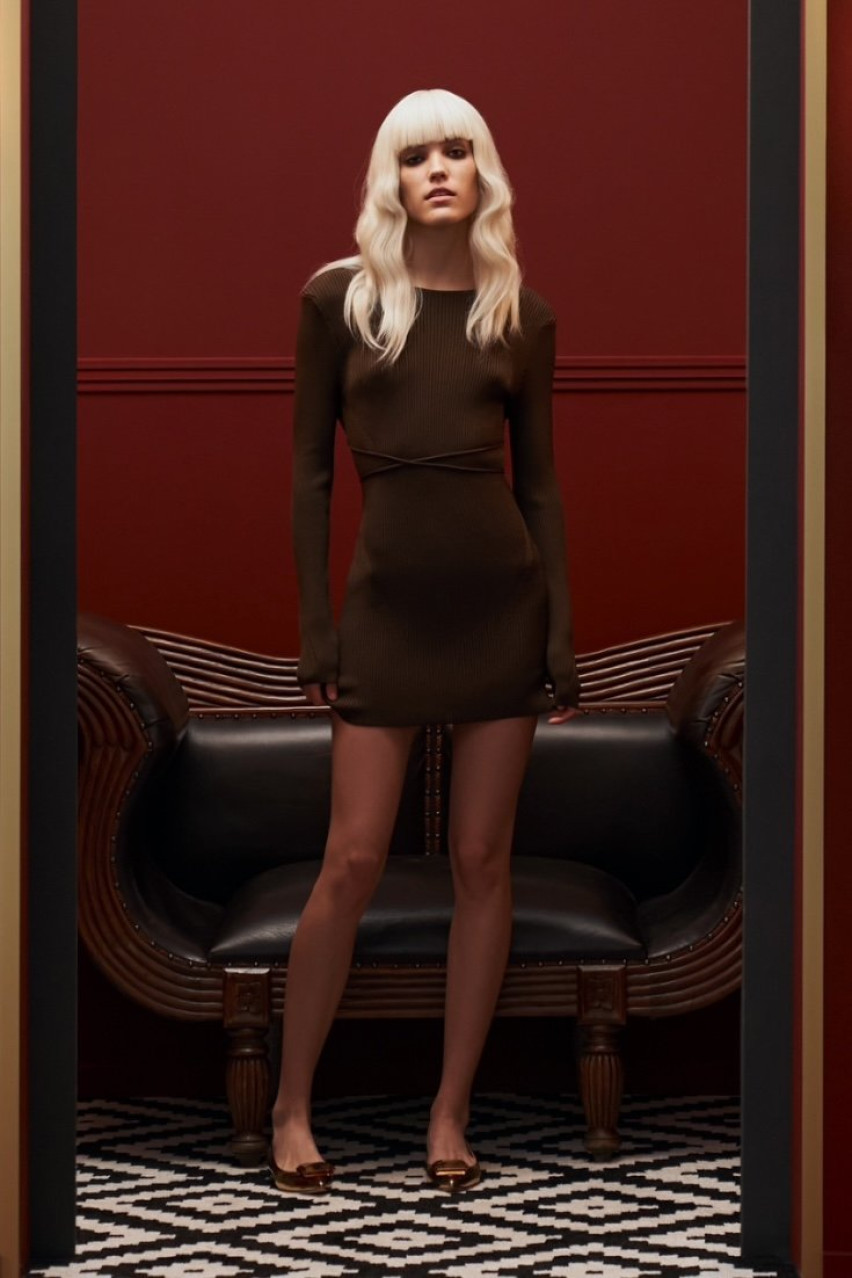 Шоколадное миниплатье с открытой спиной PDJ24-11 chocolate(692) T.MOSCA