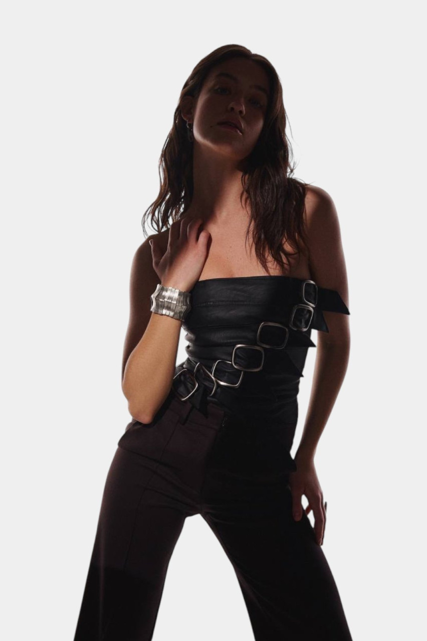 Чорний топ з ремінцями TWEN2'S