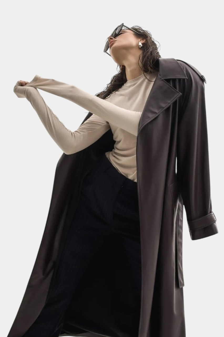 Темно-коричневый тренч из экокожи TWEN2'S