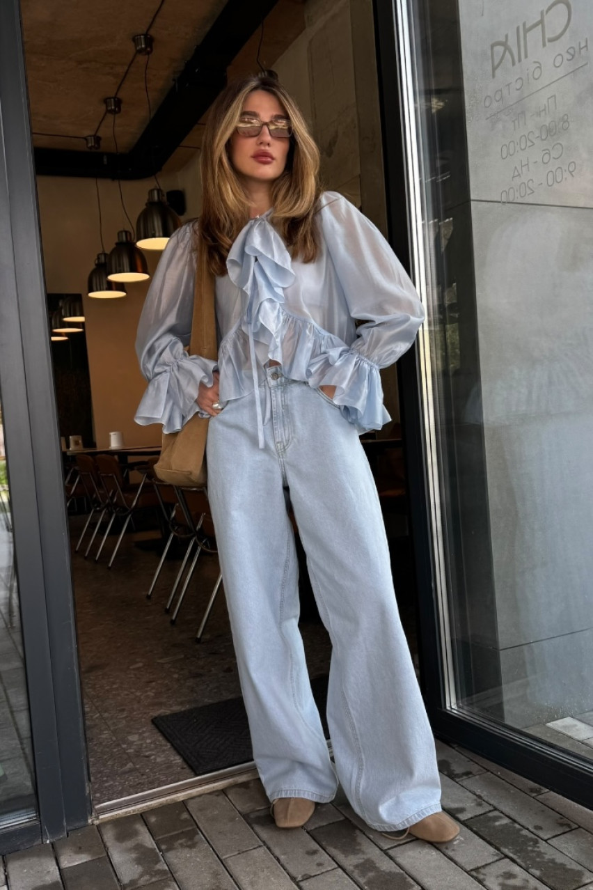 Блакитна напівпрозора блуза Boho VLADOVA