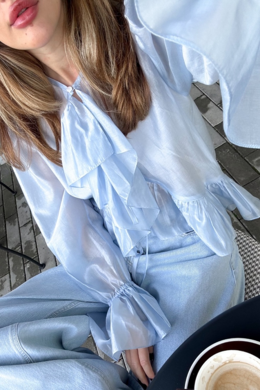 Блакитна напівпрозора блуза Boho VLADOVA