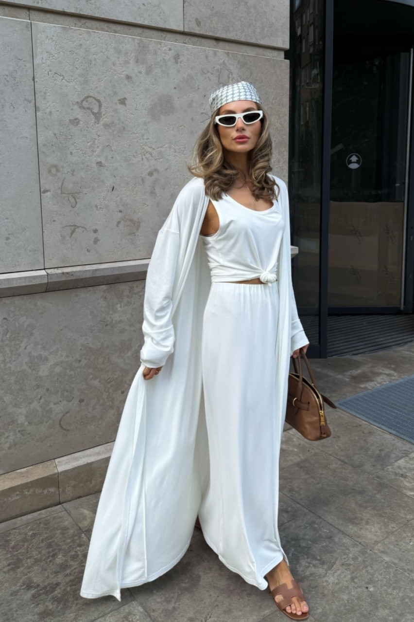 Молочная вискозная майка VLADOVA