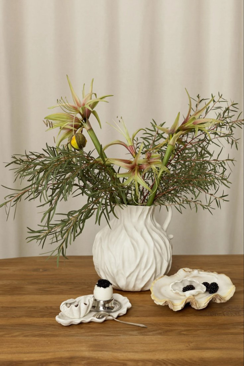 Біла ваза Jug-Vase clay kyiv